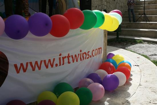 اولین جشن ملی روز دوقلوها و چندقلوها