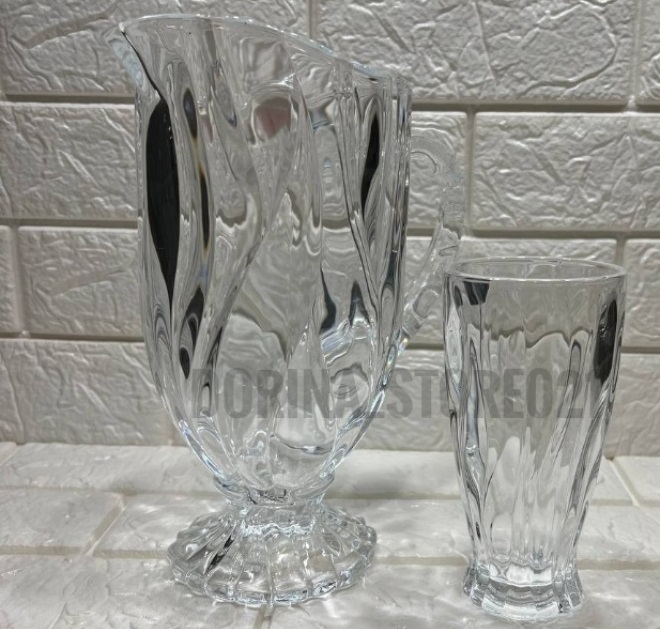 پارچ و لیوان‌