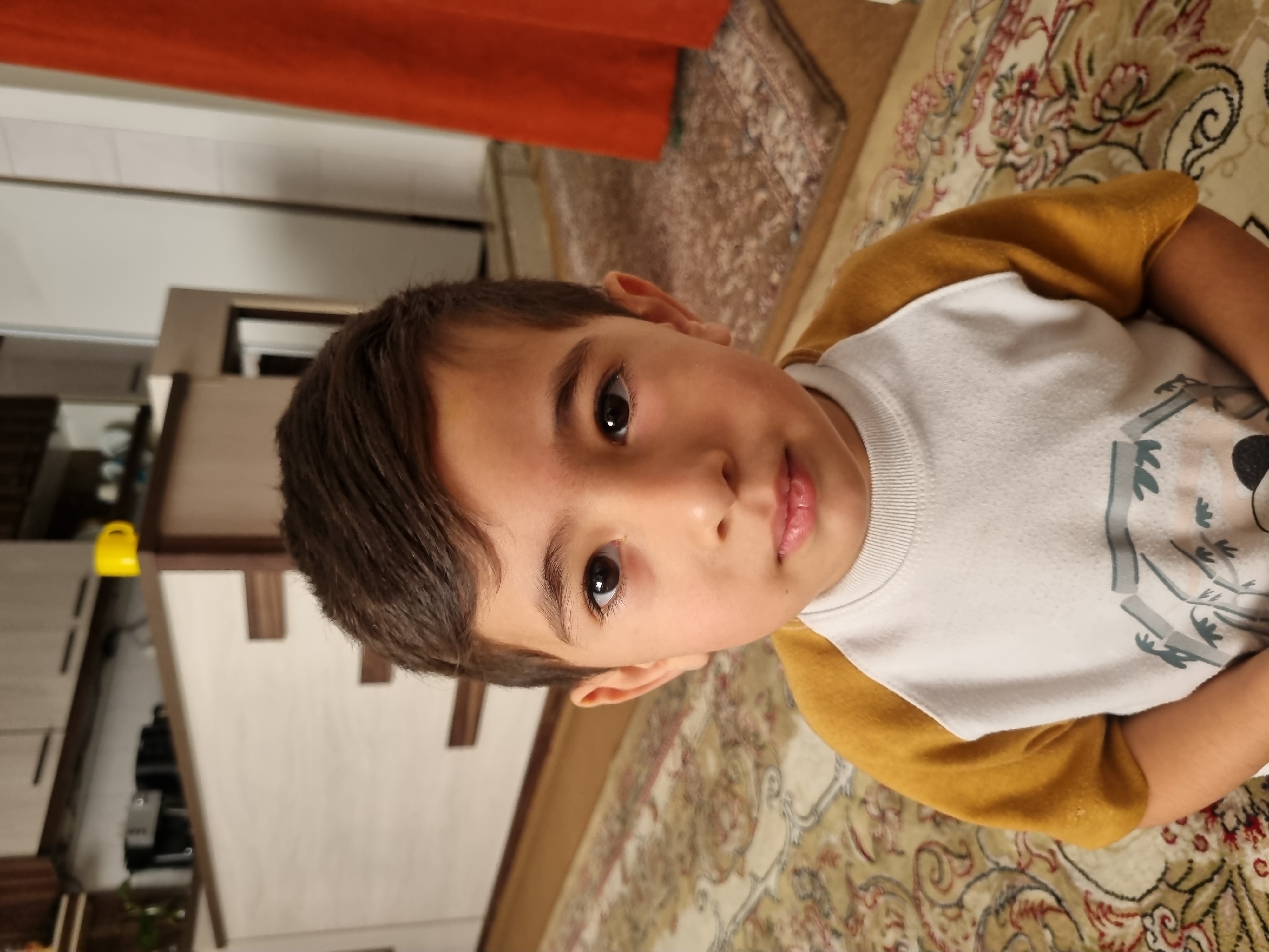 تیام تاجیک