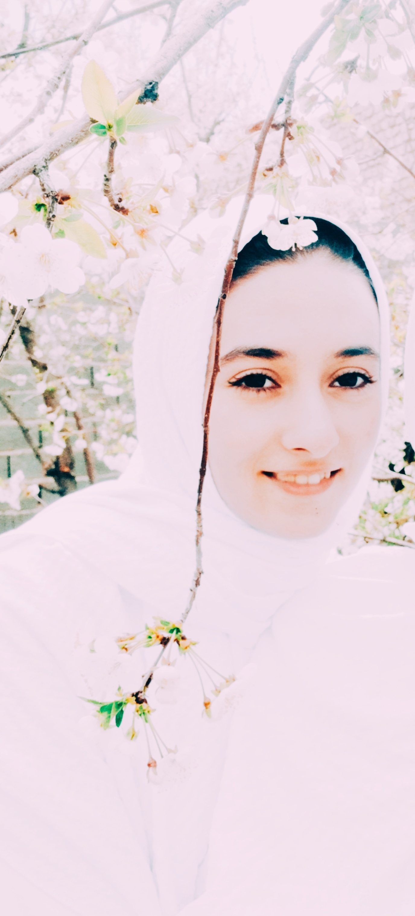 سمانه واحدیان