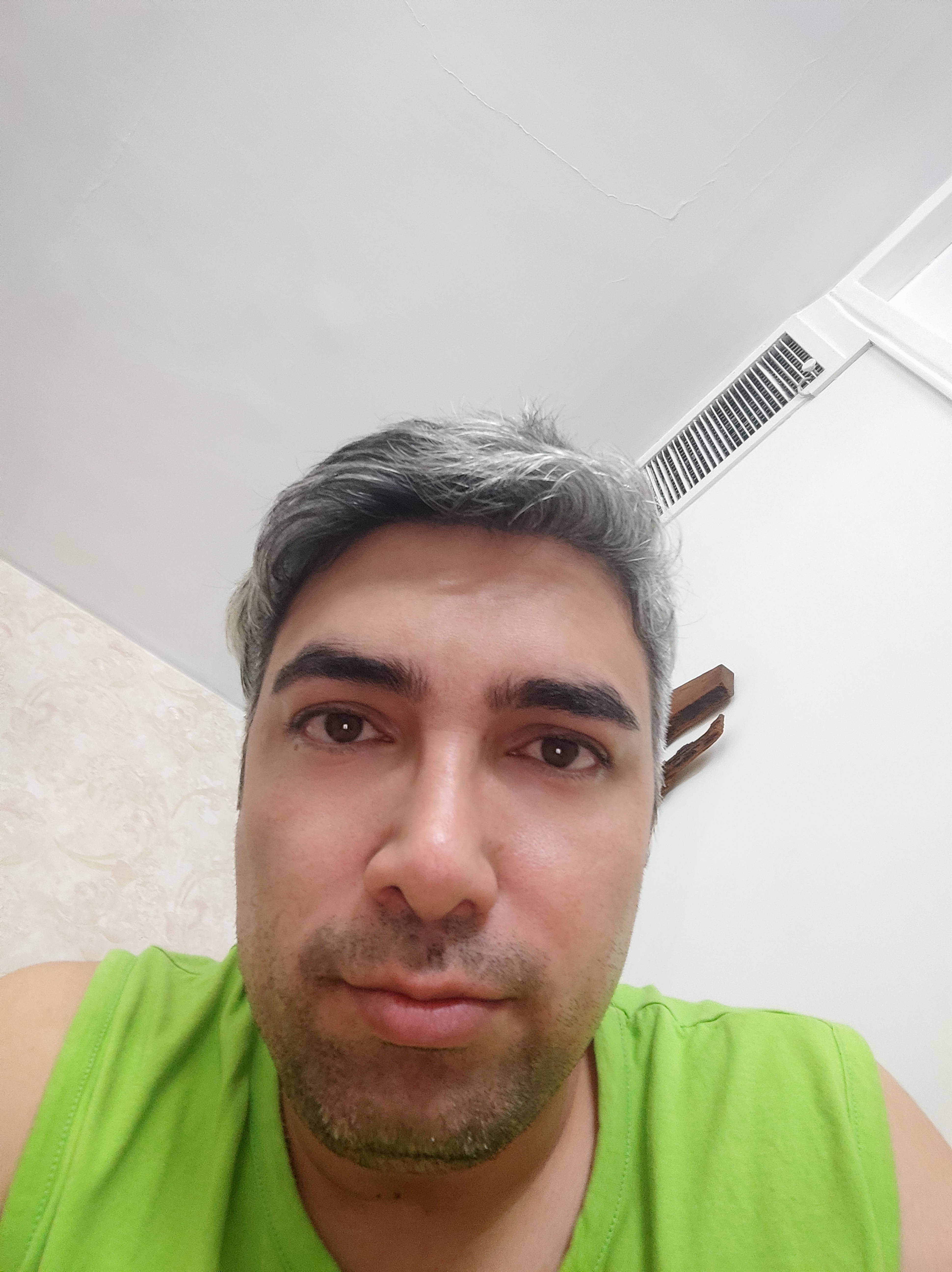 ارژنگ  بنی بیات 