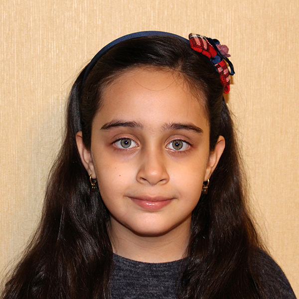 نیلا سبزوارزاده