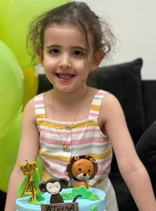 آترینا هادی منش