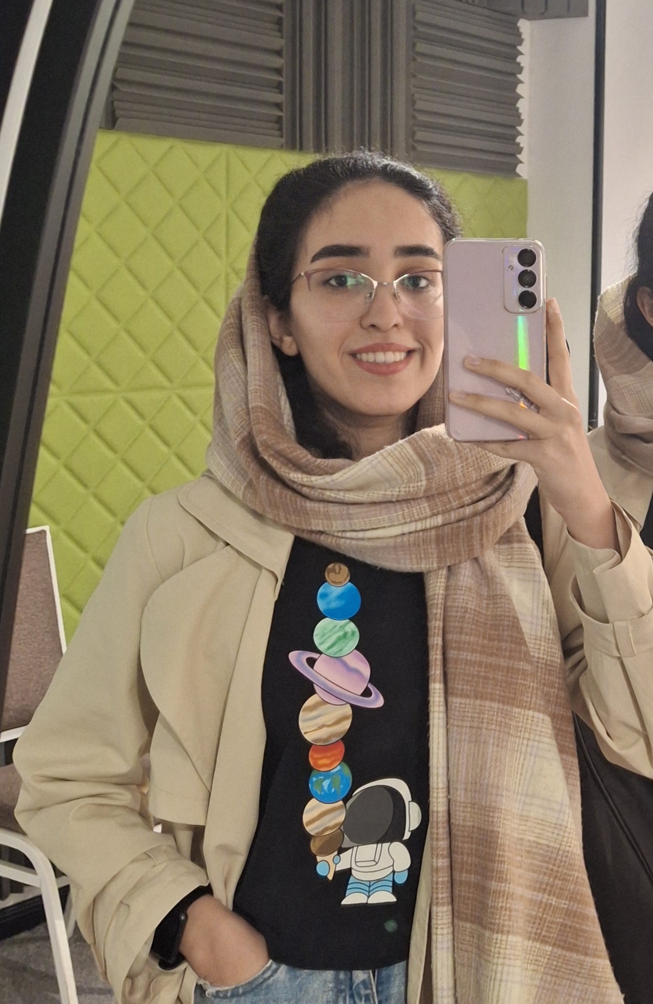 نگین اسحاق زاده