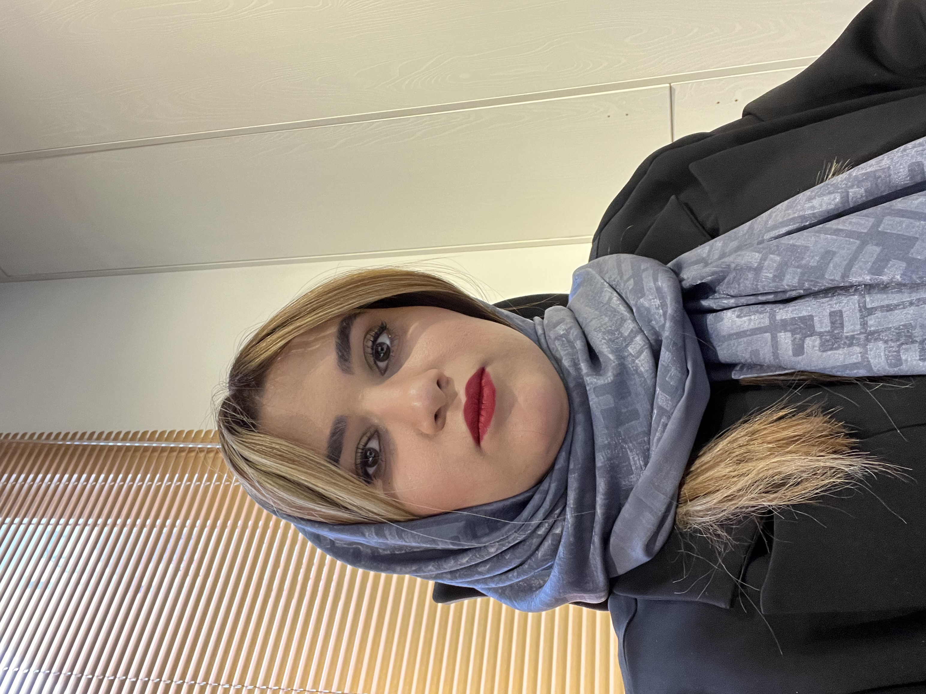 الناز احمدنژاد شلمانی