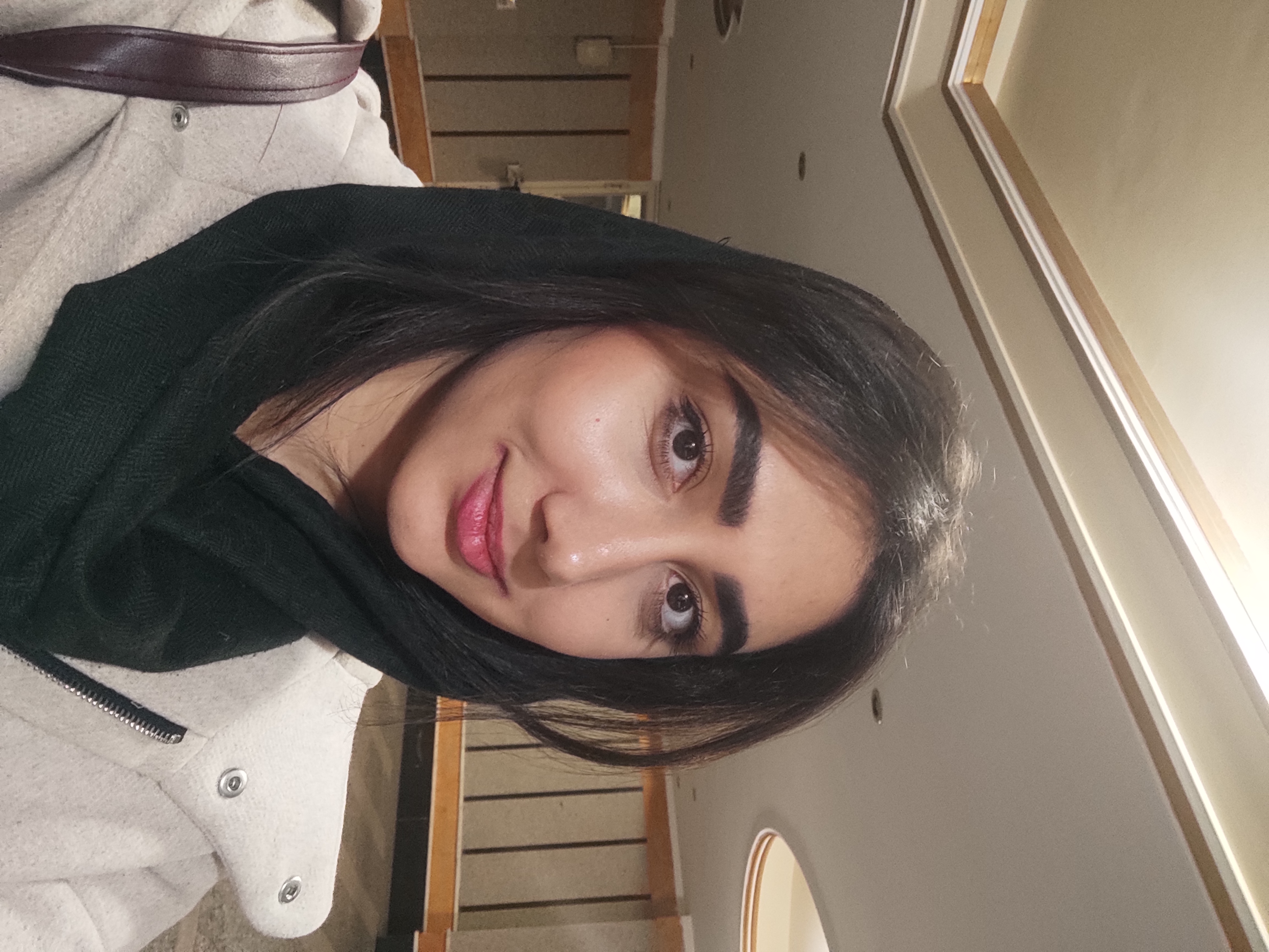 گلناز جزایری