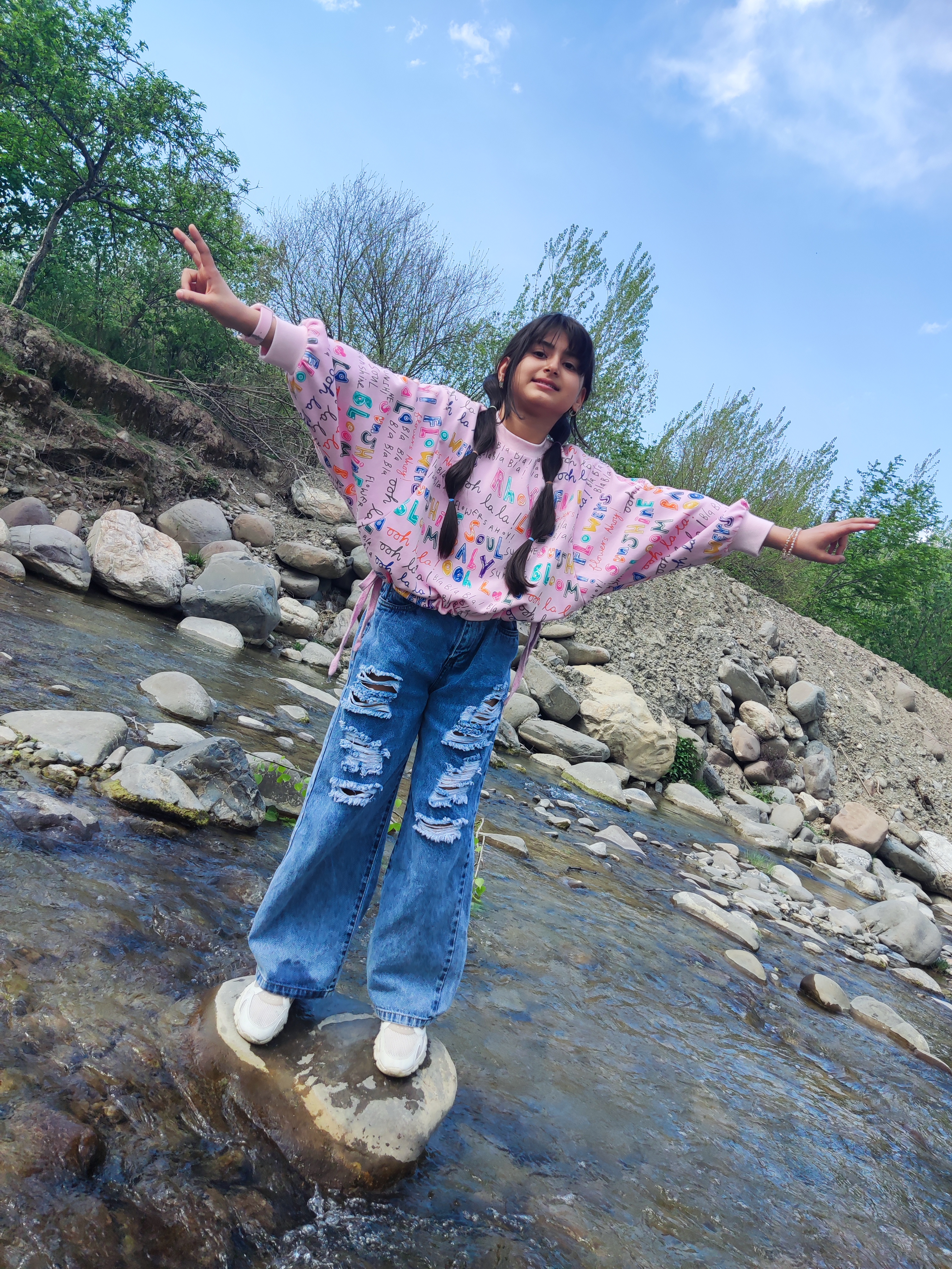 آیناز طهماسب پور