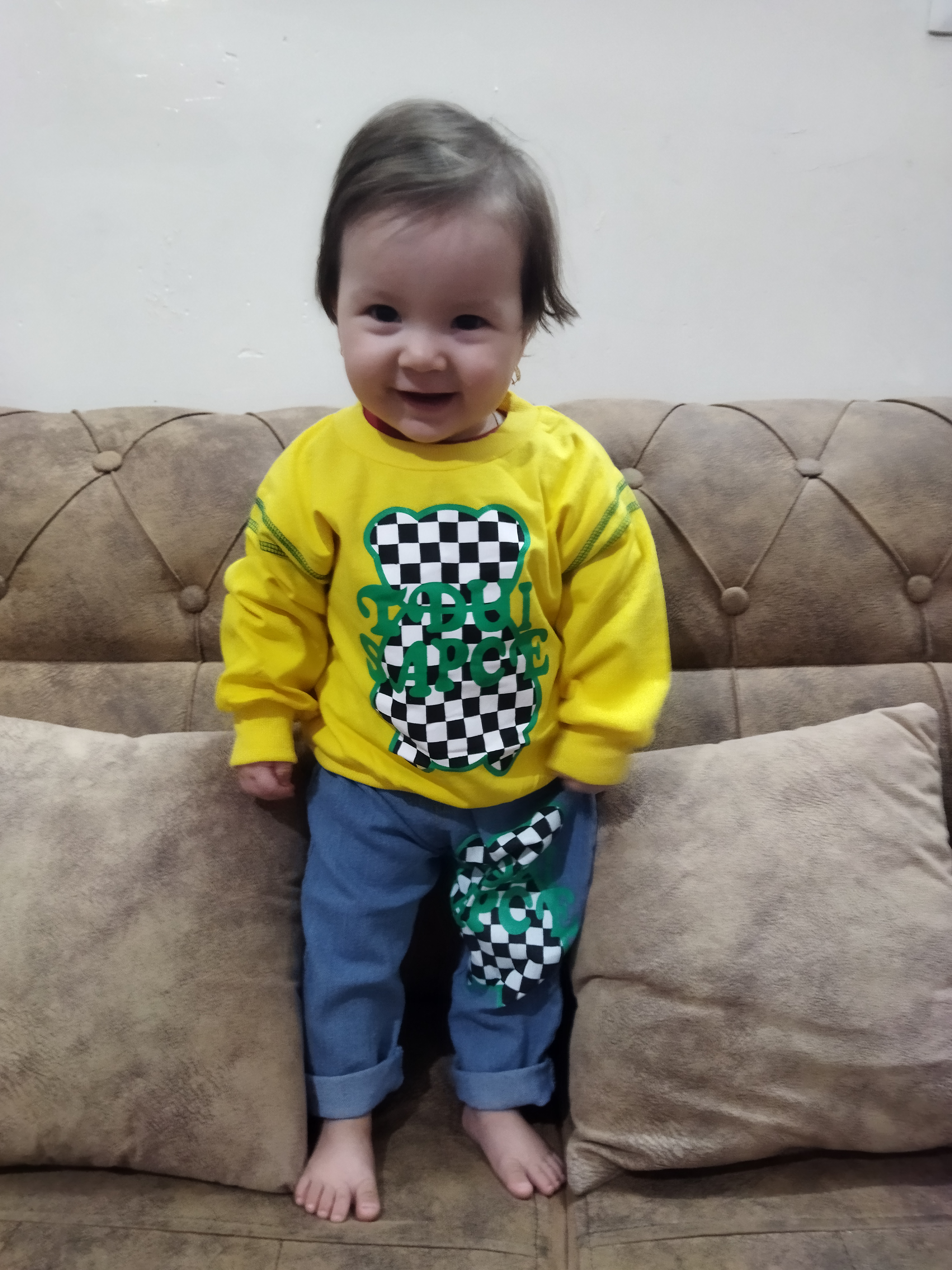 افرا کنعانی