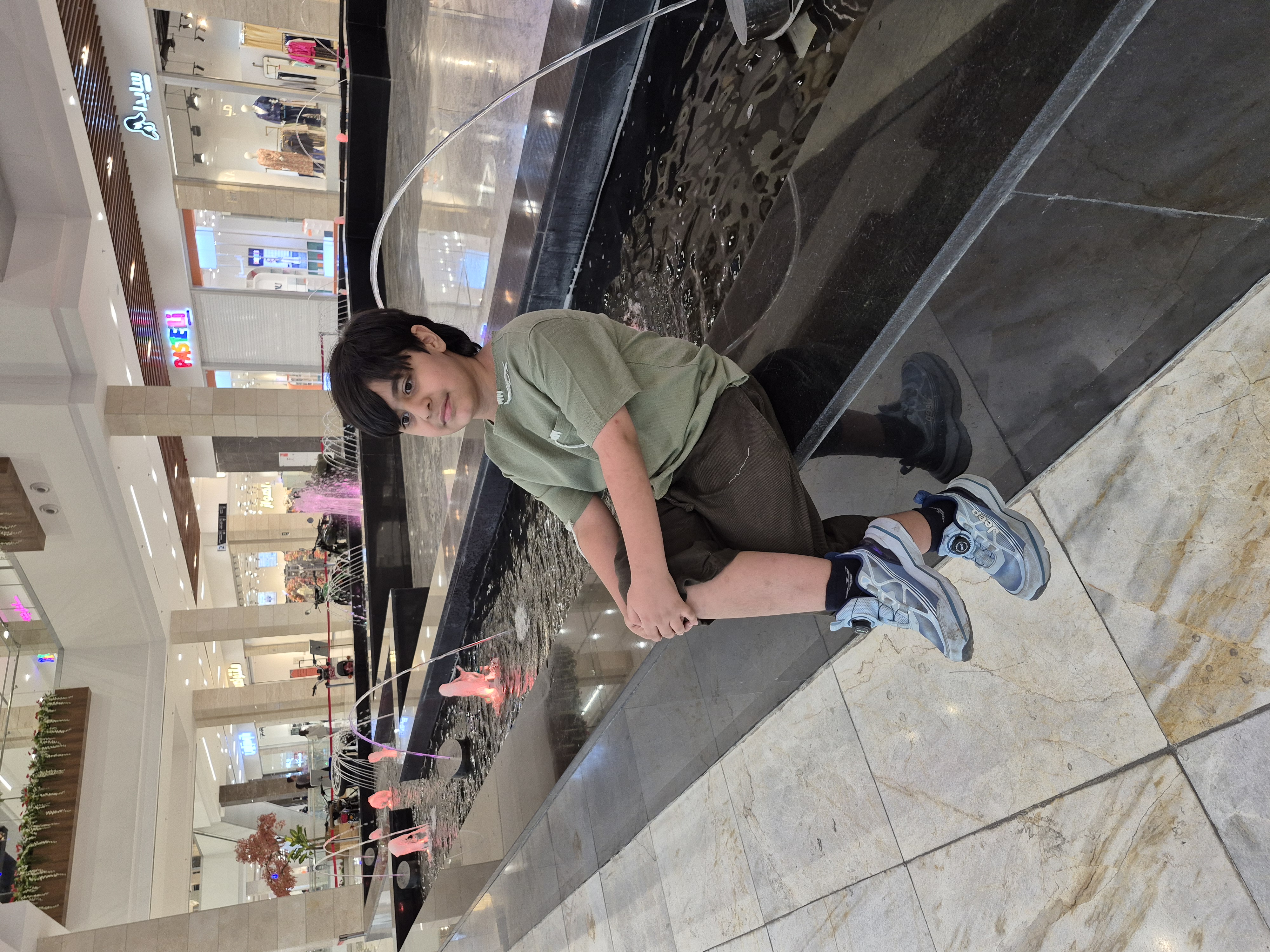 سیدصدرا حسن زاده 