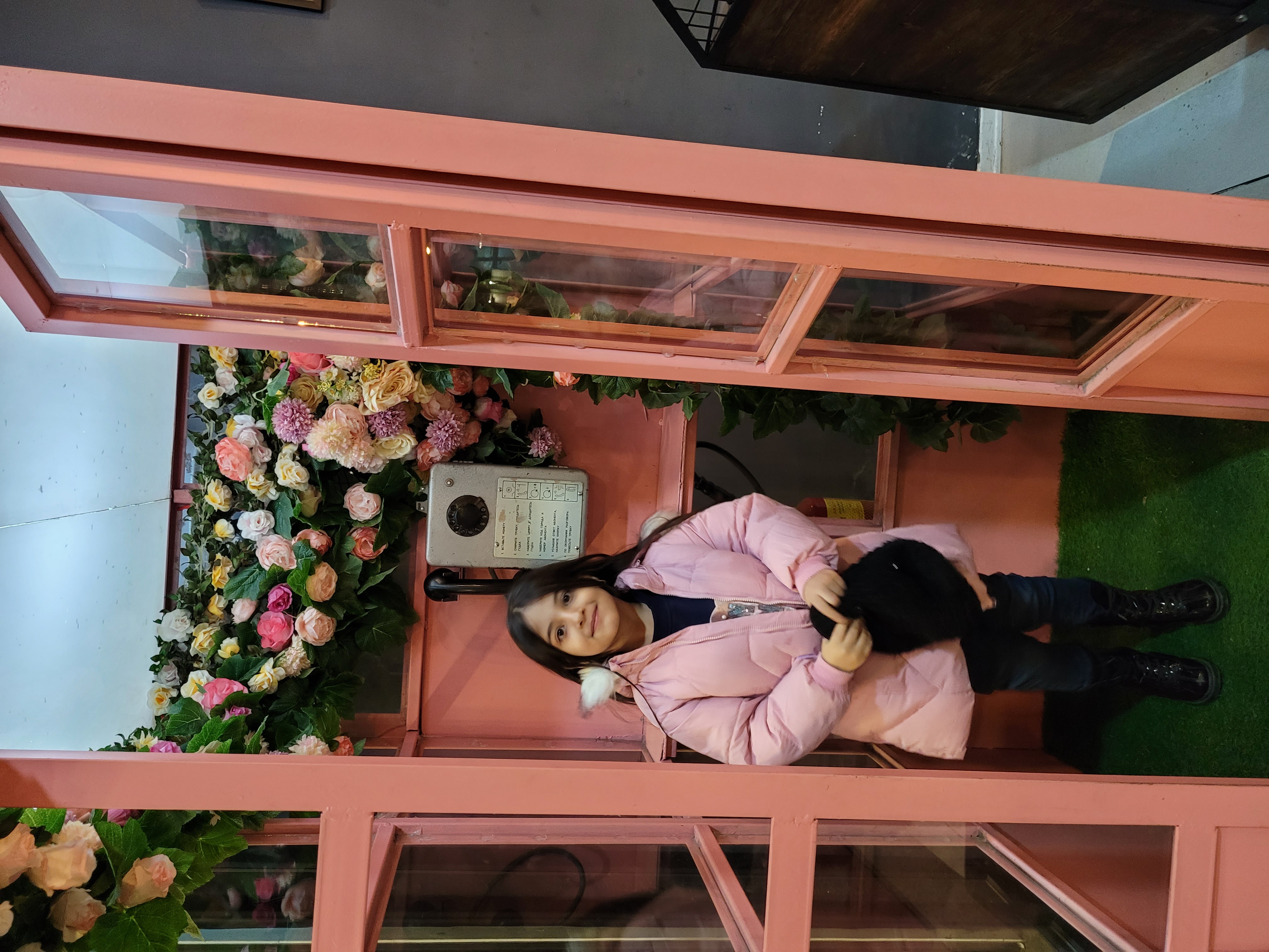 آوینا دولتخواه کلی